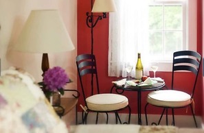 Woods Hole Passage Inn