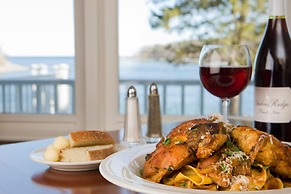 Dockside Guest Quarters & Restaurant
