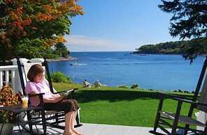 Dockside Guest Quarters & Restaurant
