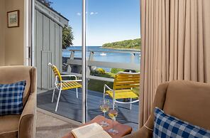Dockside Guest Quarters & Restaurant