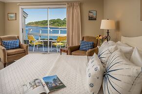 Dockside Guest Quarters & Restaurant