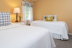 Dockside Guest Quarters & Restaurant