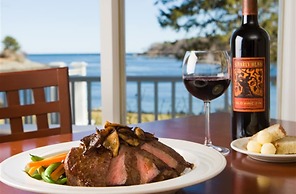 Dockside Guest Quarters & Restaurant