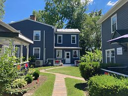 Family Farmhouse Inn