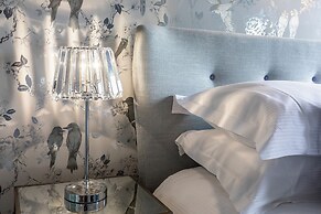 Georgian House Hotel