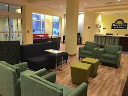 Days Inn & Suites by Wyndham Kearney