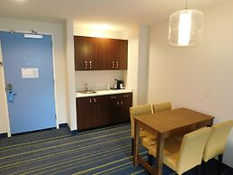 Days Inn & Suites by Wyndham Kearney