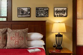 The Buckingham Inn