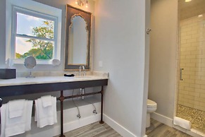 The Roost Ocean Springs