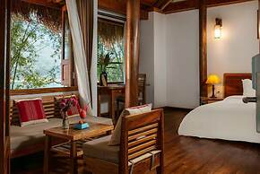 Mai Chau Hideaway Lake Resort