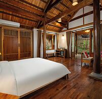 Mai Chau Hideaway Lake Resort