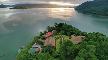 Mai Chau Hideaway Lake Resort