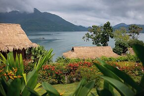 Mai Chau Hideaway Lake Resort