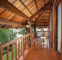 Mai Chau Hideaway Lake Resort