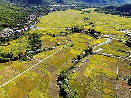 Mai Chau Hideaway Lake Resort