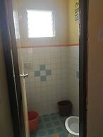 Buena Lynne's Resort Annex