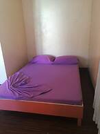 Buena Lynne's Resort Annex