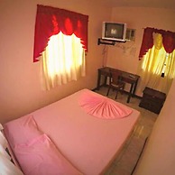 Buena Lynne's Resort Annex