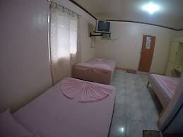 Buena Lynne's Resort Annex