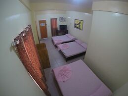 Buena Lynne's Resort Annex