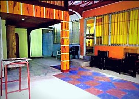 Buena Lynne's Resort Annex