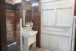 Amed Lodge by Sudamala Resorts