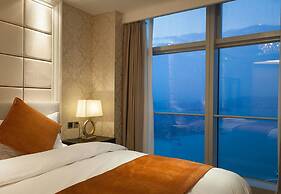 Lagom Bright House Sea View Apartment