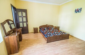 Kanudosi Guest House