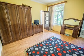 Kanudosi Guest House