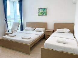 Sunset Seaview Vacation Condos at Infinity Avenue