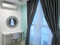 Sunset Seaview Vacation Condos at Infinity Avenue