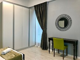 Sunset Seaview Vacation Condos at Infinity Avenue