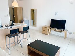 Sunset Seaview Vacation Condos at Infinity Avenue