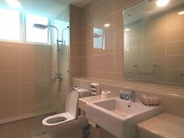 Sunset Seaview Vacation Condos at Infinity Avenue