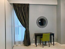 Sunset Seaview Vacation Condos at Infinity Avenue