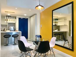 Sunset Seaview Vacation Condos at Infinity Avenue