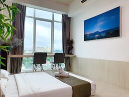 Sunset Seaview Vacation Condos at Infinity Avenue