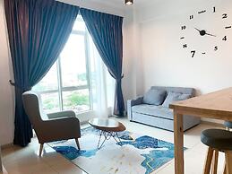 Sunset Seaview Vacation Condos at Infinity Avenue