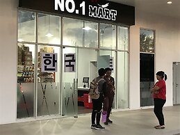 Sunset Seaview Vacation Condos at Infinity Avenue