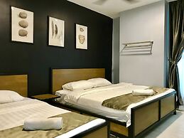 Sunset Seaview Vacation Condos at Infinity Avenue