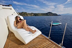 Italy Luxury Yacht Charter