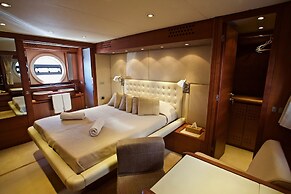 Italy Luxury Yacht Charter