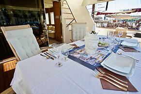 Italy Luxury Yacht Charter