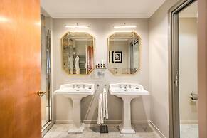 Martius Private Suites Hotel