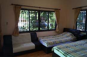 Three Moons Homestay