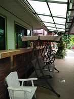 Three Moons Homestay