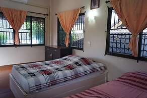 Three Moons Homestay