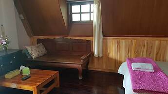 Jorakae Sampan Resort