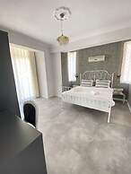 Pegasus Hotel & Villa