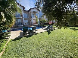 Pegasus Hotel & Villa